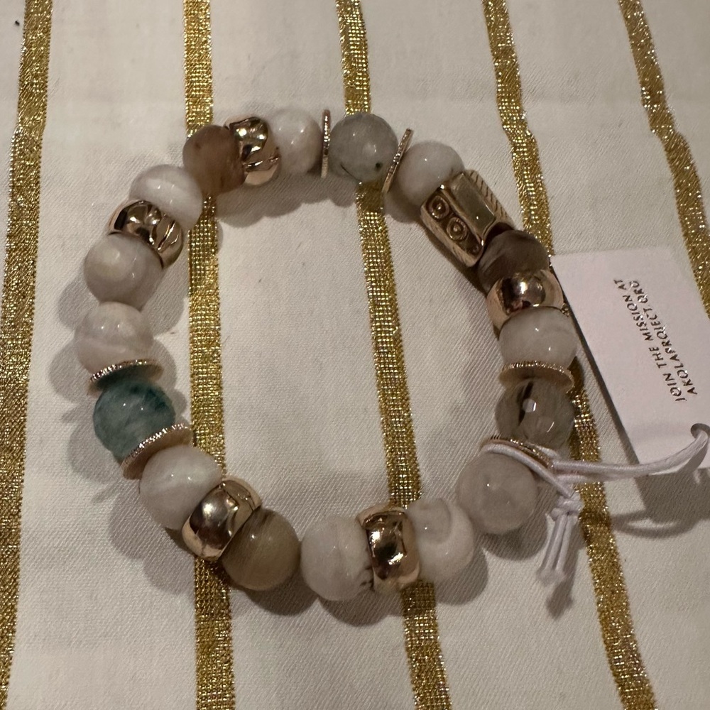Akola Beaded Stretch Bracelet - Picture 4 of 11